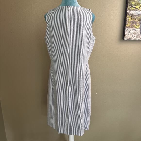 Ann Klein Women 10 Striped Blue White Sleeveless Seersucker Shift Dress Preppy - Picture 4 of 11